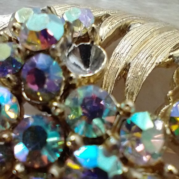 Vintage Coro Signed Brooch Pin AB Rhinestones Goldtone Metal Mid-Century - Picture 6 of 9
